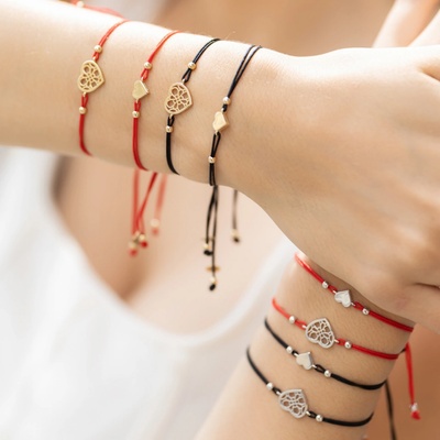 Lillian Vassago šňůrkový náramek se zlatým srdíčkem LLV90-NS003W Červená