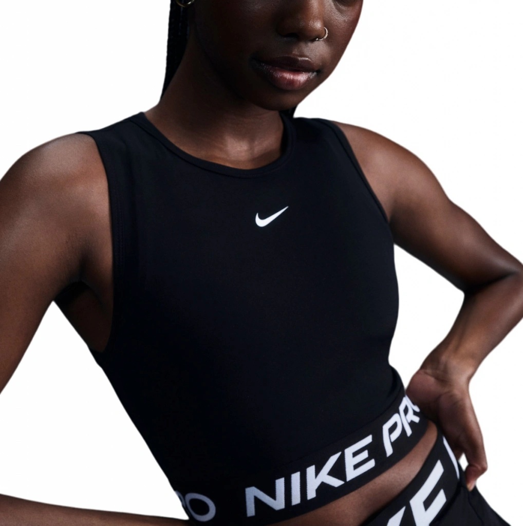 yoga luxe crop tank nike