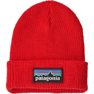 Patagonia Детска зимна шапка (beanie) Patagonia Kid's Baby Logo Beanie - P-6 Logo: Sizzle Red - размер One Size (904-4595-0211)