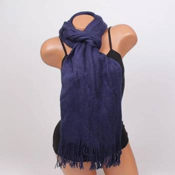 Image 1 of Дамски зимен шал в тъмносиньо с ресни