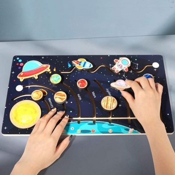 Kruzzel 24763 Drevené bludisko slnečná sústava