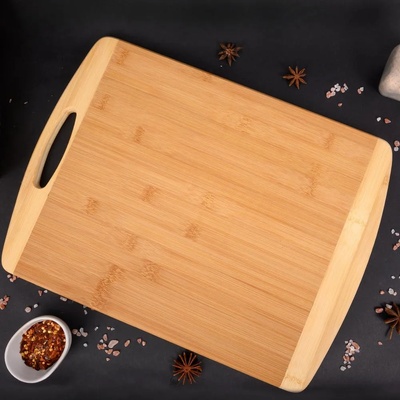 HORECANO 40 х 30 см двуцветна бамбукова дъска с дръжка (011670)