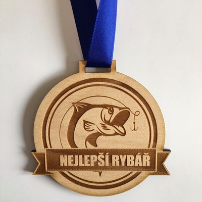 Dekorace z Česka Dřevěná medaile Nejlepší rybář