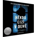 Někdo cizí v domě