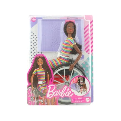 Barbie modelka na invalidním vozíku černoška