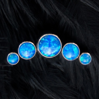 CryptoEshop Titanový konturový piercing s modrými opály Blueberry P028-09
