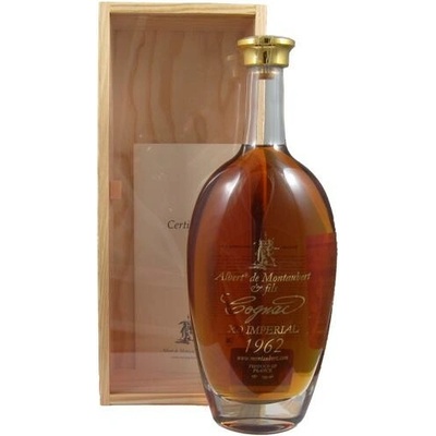 ALBERT DE MONTAUBERT COGNAC 1962 40% 0,7 l (Dřevěný obal)