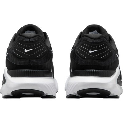 Nike Structure 26 Wide