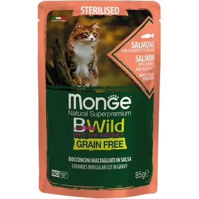 Monge BWILD Grain Free Sterilised със сьомга, скариди и зеленчуци - пауч с хапки в сос, без зърнени храни - за кастрирани котки в зряла възраст 85 гр