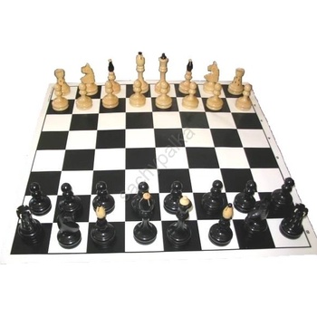 Šachové soupravy závodní Česká klubovka + šachovnice + plátěný pytlík