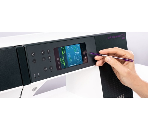 Pfaff Expression 720