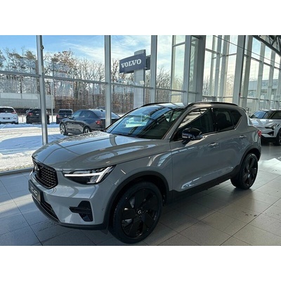 Volvo XC40 Plus 120 kW