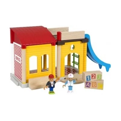 BRIO - Сглобяемо училище (33943)
