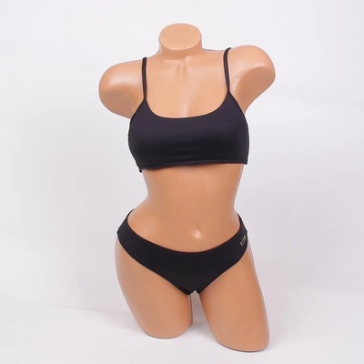 Дамски бански в черен цвят с бюстие - чашка В