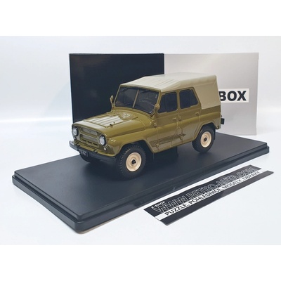 Whitebox UAZ 469 Zelená matná 1:24