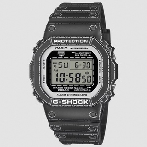Casio DW-5600RGM-1ER Часовници