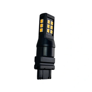 CarMart Лед крушка T25 с 28 диода 2835 chip 10-24v - оранжава