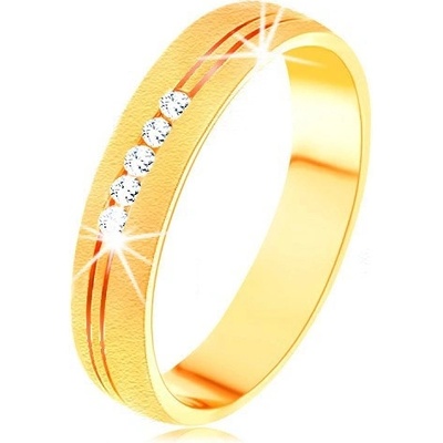 Šperky Eshop Prsten ve žlutém zlatě se saténovým povrchem, dvojitý zářez, čiré zirkony S3GG155.12