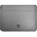 Guess Saffiano Triangle Metal Logo 3666339039882 stříbrná