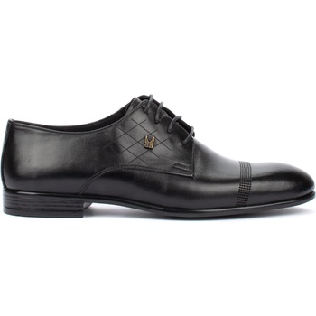 Мъжки елегантни обувки в черно от естествена кожа с връзки