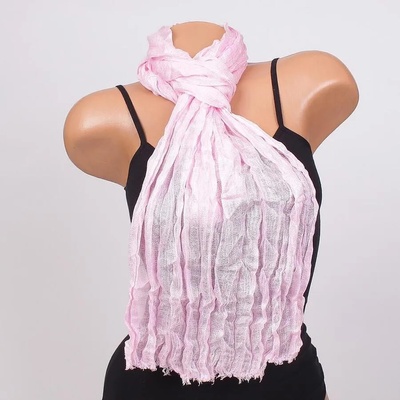 Дамски нежен шал в розово