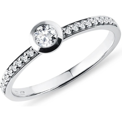 Klenota Bezel zásnubní prsten s diamanty v bílém zlatě k0774022