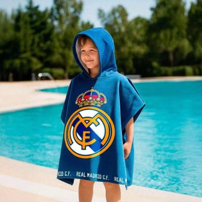 CurePink dětský ručník pončo Real Madrid Znak 55 x 55 cm