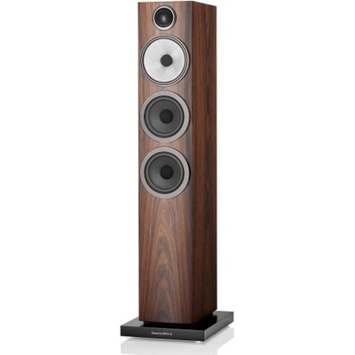 Bowers & Wilkins 704 S3