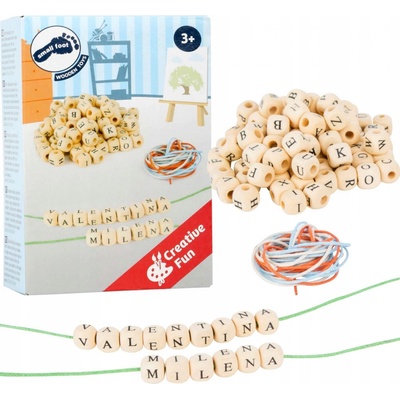 Small Foot drevené navliekacie korálky s písmenkami