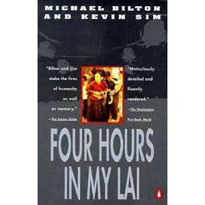 Four Hours in My Lai | Michael Bilton, Kevin Sim (ISBN: 9780140177091)