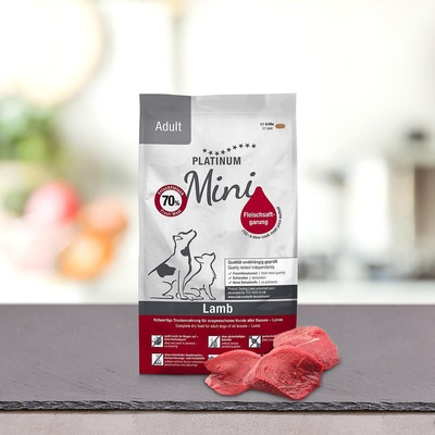 PLATINUM Супер премиум храна Platinum Adult Lamb Mini- за мини породи със 70% прясно агнешко месо, годно за човешка консумация-900гр