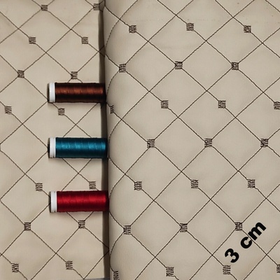 Ekokůže MIX 3x3 cm barva béžová prošívaná hnědými nitěmi, metráž, 1,45 m x 0,8 m
