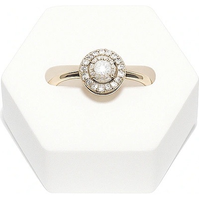 Златен пръстен