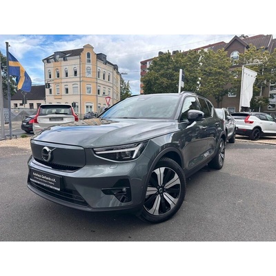 Volvo EX40 Plus Dark 185 kW