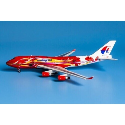 Phoenix B747-4H6 Malaysia Airlines An Experience RedefinedHibiscus Colors. Named Seremban 1:400