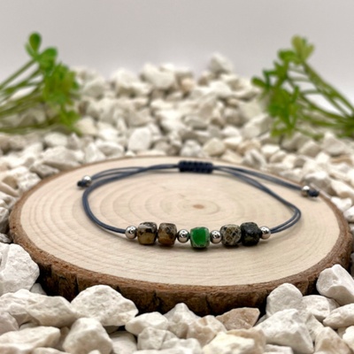 Certom Provázkový náramek s fasetovaným africkým tyrkysem a stříbrnými ozdobami 0115