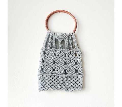 Macramé kabelka světle šedá