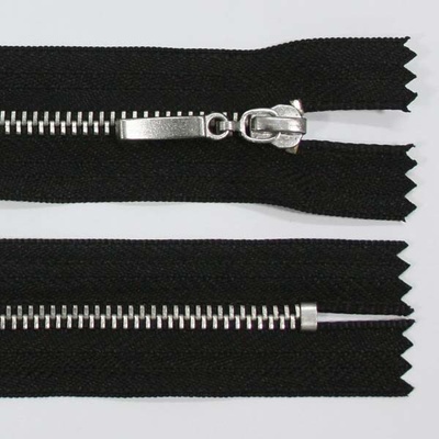 Zip kovový 3mm chrom délka 10cm, barva 332 – Zboží Dáma