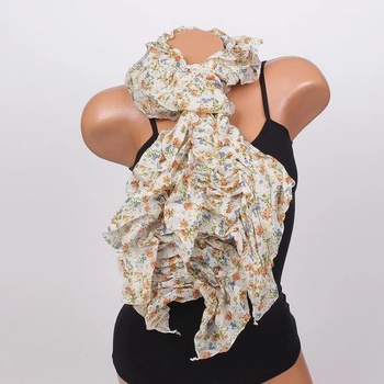 Image 1 of Стилен шал в цвят екрю с набран ефект и цветя