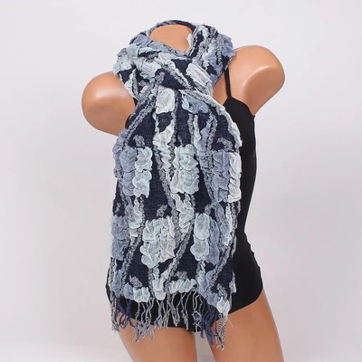Моден дамски шал с ресни в сини нюанси