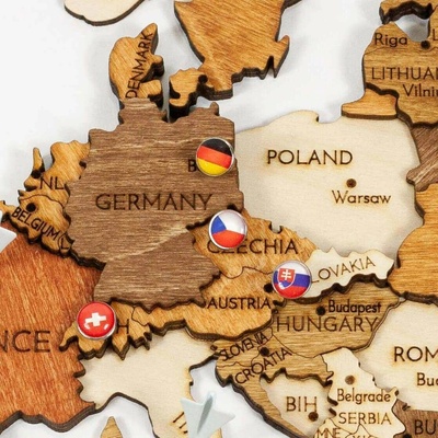 Připínáčky s vlajkami zemí – Sleviste.cz