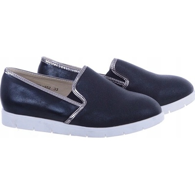 Dievčenské zasúvacie poltopánky čierno-strieborné