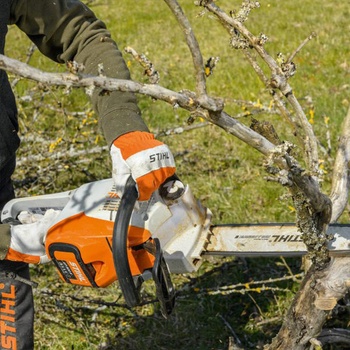 Image 1 of STIHL MSA 220 C-B (MA032000022)