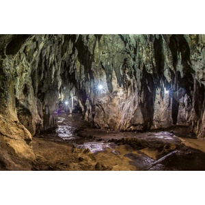 DIMEX ART Флизелинов фототапет осветена пещера 375 x 250 см