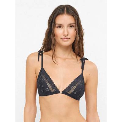 Gisela СУТИЕН С ДАНТЕЛЕНИ ЧАШКИ 2/10162 gisela