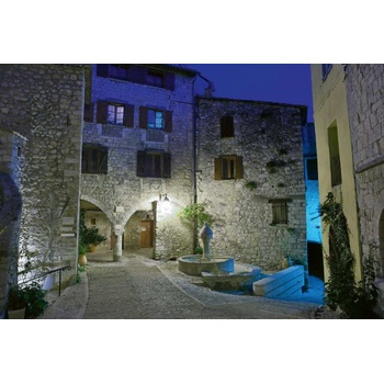 DIMEX ART s. r. o Флизелинов фототапет град пей през нощта 375 x 250 см