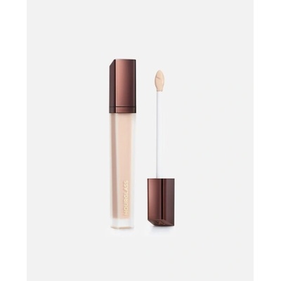 Hourglass Vanish voděodolný korektor pro plné krytí 2 Cotton 6 ml