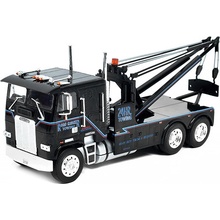 Altaya Freightliner FLA Road Ranger Towing časopis s modelem 1:43