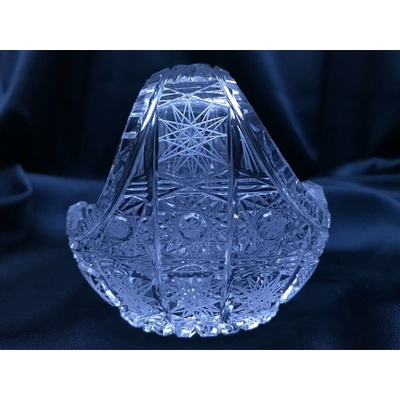 Krištálový brúsený dekoratívny košík 10 cm