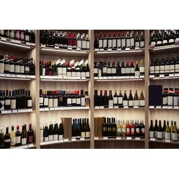 DIMEX ART s. r. o Флизелинов фототапет бутилки вино 375 x 250 см